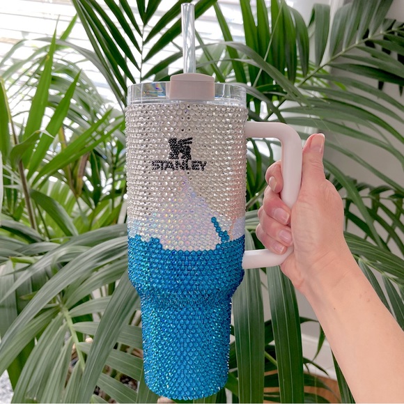 Stanley 40oz Quencher H2.O - Picture 9 of 13